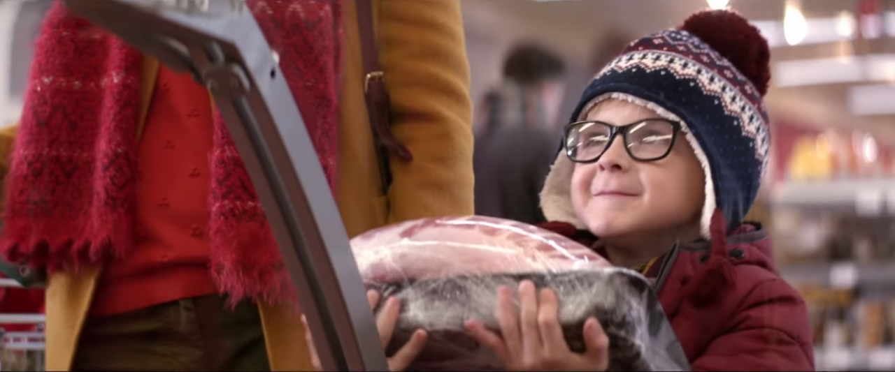 Morrisons kicks off its Christmas campaign highlighting its role in creating special moments