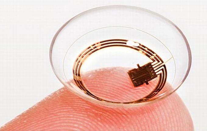 Google's smart contact lens partner delays human testing